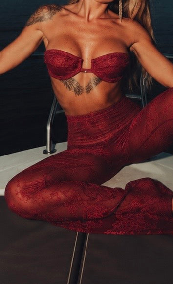 SEDUZIONE IN PIZZO BRALETTE